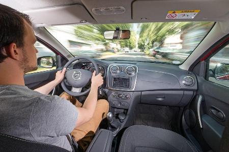 Dacia Logan MCV TCe 90, Cockpit, Fahrersicht