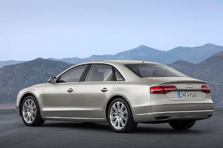 08/2013 Audi A8 facelift Sperrfrist 21.8.2013 W12