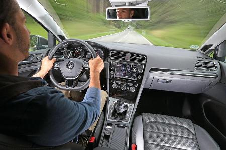 VW Golf Variant 2.0 TDI, Cockpit