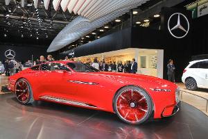 Vision Mercedes Maybach 6 in Paris