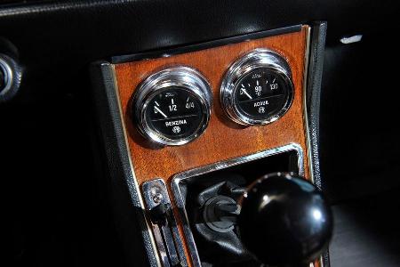 Alfa Romeo GTV 1750/2000, Bedienelemente, Mittelkonsole