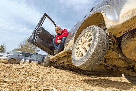 Land Rover Defender, Mitsubishi Pajero, Nissan Pathfinder, Toyota Landcruiser
