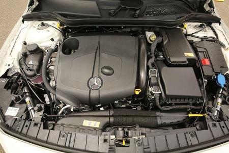Mercedes GLA, Motor