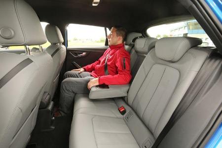 Audi Q2, Fondsitze