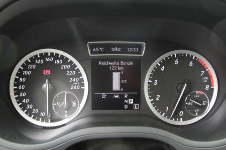 Mercedes B 200 Natural Gas Drive, Rundinstrumente, Tacho