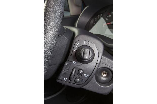 Renault Grand Kangoo dCi 110, Lenkradschalter