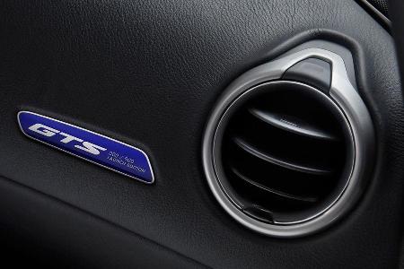 SRT Viper GTS Launch Edition