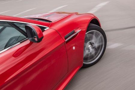 Aston Martin V8 Vantage, Seitenspiegel