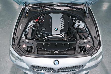BMW M550d x-Drive, Motor, Motorraum