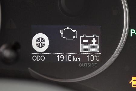 Lexus CT 200h Hybrid Drive, Anzeige, Batterie