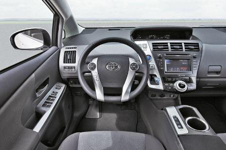 Toyota Prius Plus, Lenkrad, Cockpit