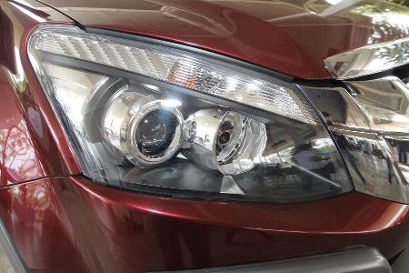 Isuzu D-Max 2,5l Double Cab 4WD, Frontscheinwerfer