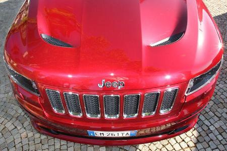 Jeep Grand Cherokee SRT, Kühlergrill