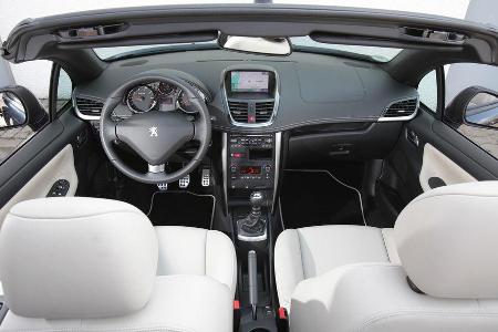 Peugeot 207 CC 155 THP, Cockpit, Innnenraum