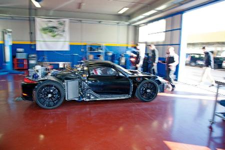 Porsche 918 Spyder, Seitenansicht, Werkstett