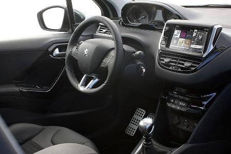 Peugeot 208 Front, Cockpit
