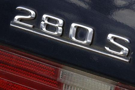 Der schwache Vergasermotor leistet gerade mal 156 PS.