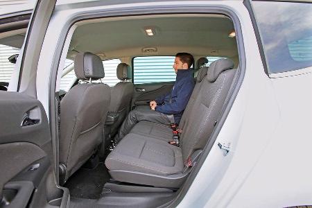 Opel Zafira Tourer 2.0 Biturbo CDTi Sport, Rcksitz, Beinfreiheit