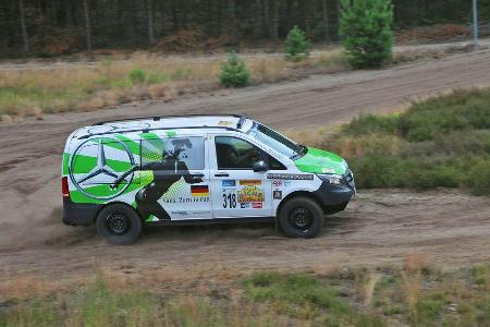 Mercedes Rallye-Vito Aicha des Gazelles im Fahrbericht