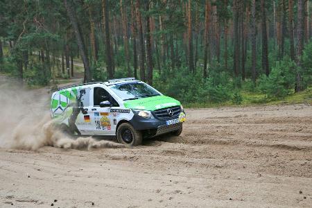 Mercedes Rallye-Vito Aicha des Gazelles im Fahrbericht