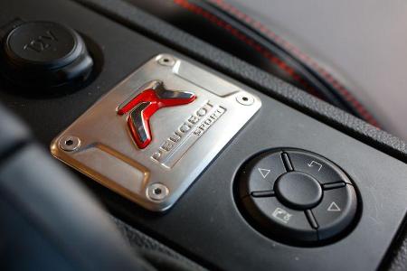 Peugeot RCZ R, Mittelkonsole, Bedienelemente