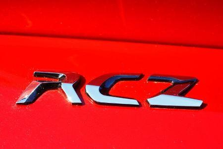 Peugeot RCZ R, Emblem, Typenbezeichnung