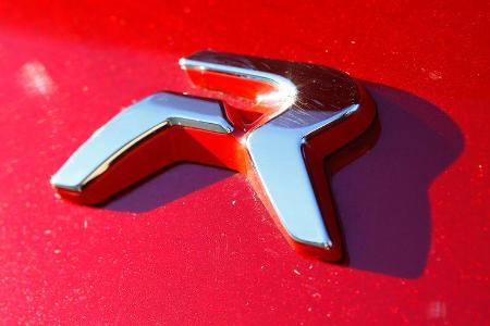 Peugeot RCZ R, Emblem, Typenbezeichnung