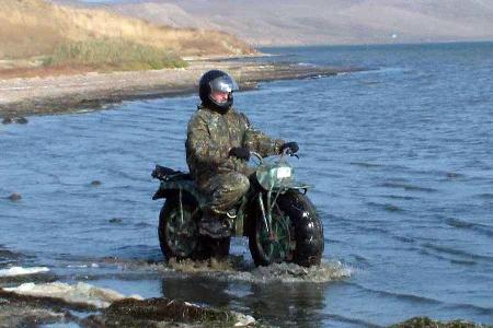 Tarus 2x2 All Terrain Motorrad