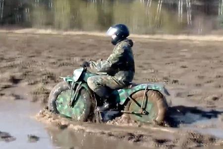 Tarus 2x2 All Terrain Motorrad