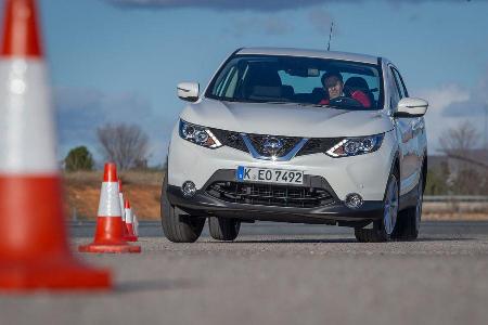 Nissan Qashqai, Frontansicht, Slalom