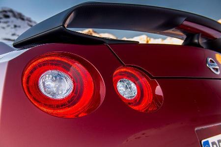 Nissan GT-R 2014, Rcklicht