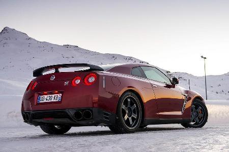 Nissan GT-R 2014