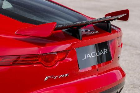 Jaguar F-Type SVR