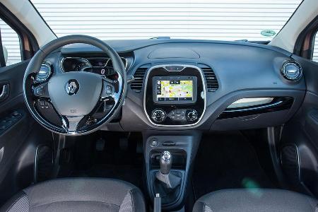 Renault Captur dCi 90, Cockpit, Lenkrad