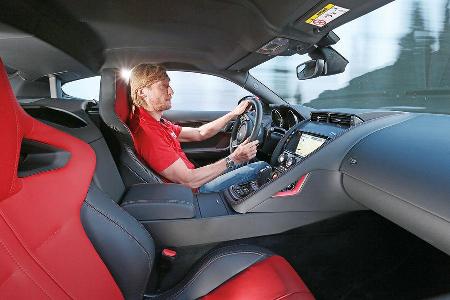 Jaguar F-Type Coup, Cockpit, Innenraum, Lenkrad