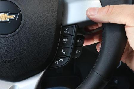 Chevrolet Spark 1.2 LTZ, Lenkradschalter