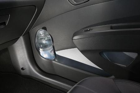 Chevrolet Spark 1.2 LTZ, Türablage, Stauraum