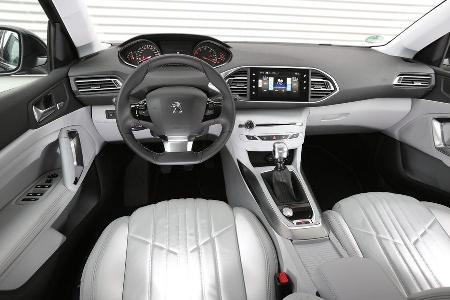 Peugeot 308 e-HDi 115, Cockpit