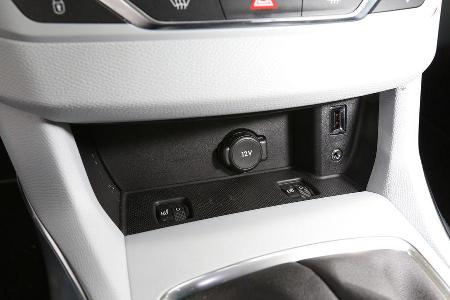 Peugeot 308 e-HDi 115, Anschlsse, Bedienelemente