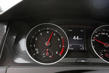 VW Golf GTI Performance, Rundinstrumente