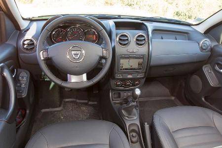 Dacia Duster dCi 110 4x4, Cockpit