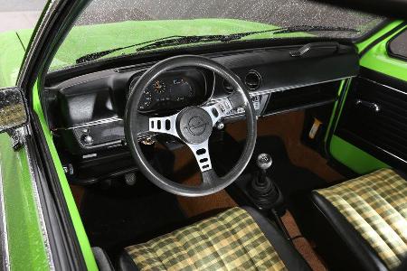 Opel Kadett City 1200, Cockpit