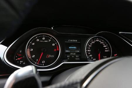 Audi RS4 Avant, Rundinstrumente