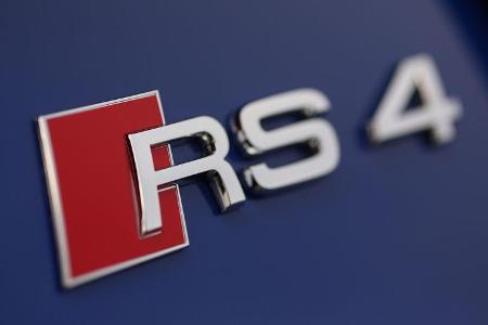 Audi RS4 Avant, Emblem