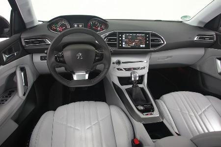 Peugeot 308 SW 130 e-THP, Cockpit