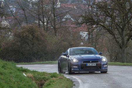 Importracing Nissan GT-R, Frontansicht