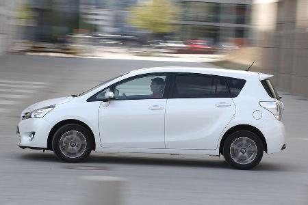 Toyota Verso 1.6 D-4D Life, Seitenansicht