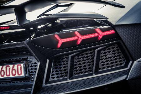 Mansory-Lamborghini Aventator Carbonada, Heckleuchte