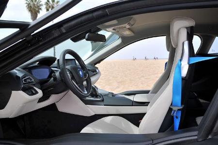 BMW i8, Fahrersitz