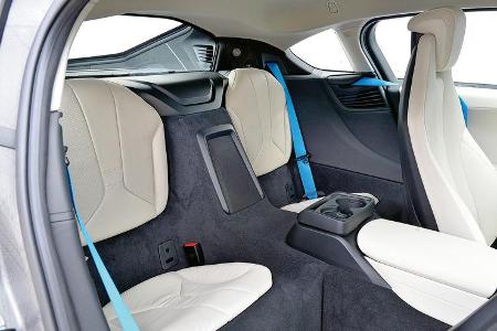 BMW i8, Fondsitz